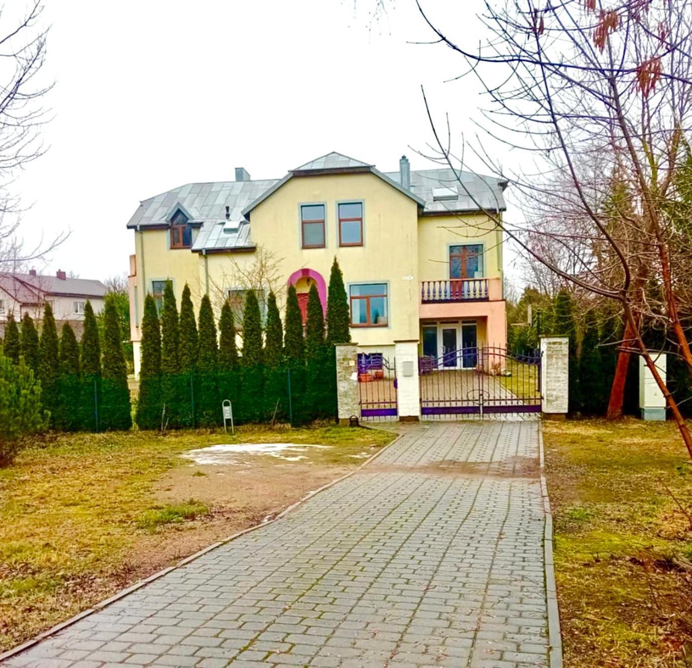 Wonderful 7 Bedroom Home In Vilnius Didzioji Reise Kültér fotó